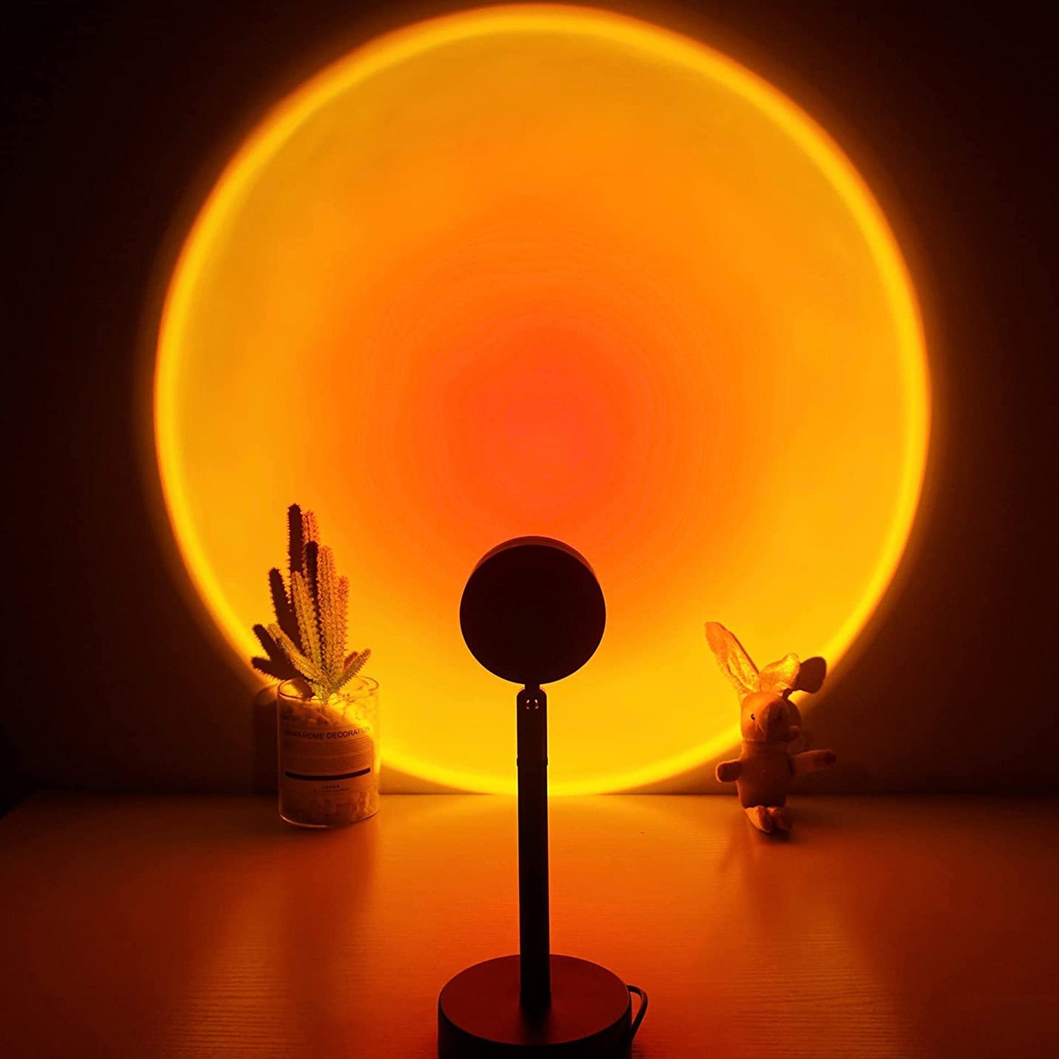 Sunset projection lamp with LED lights, four colors, different views. Sunset projection lamp with LED lights, four colors, different views.